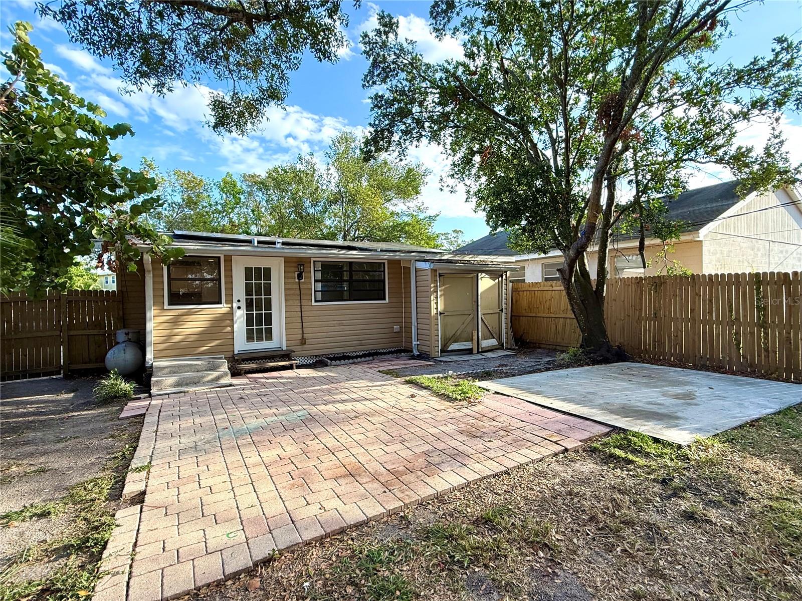 5530 CRISSMAN DRIVE N