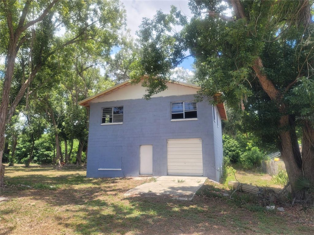 Photo of 510 Tighe Avenue, Seffner, FL 33584 (MLS # TB8405895)
