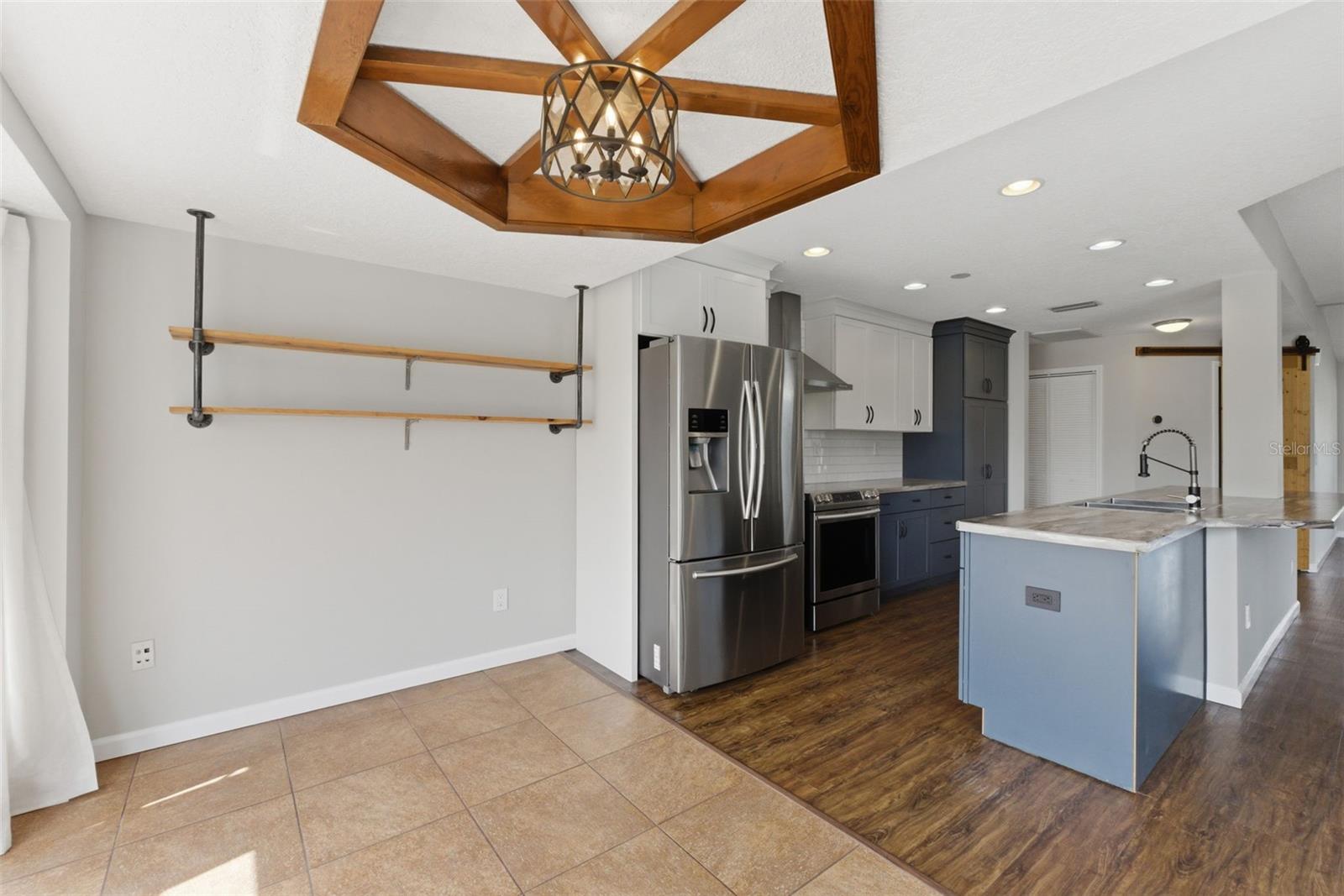 SPRING HILL - Residential