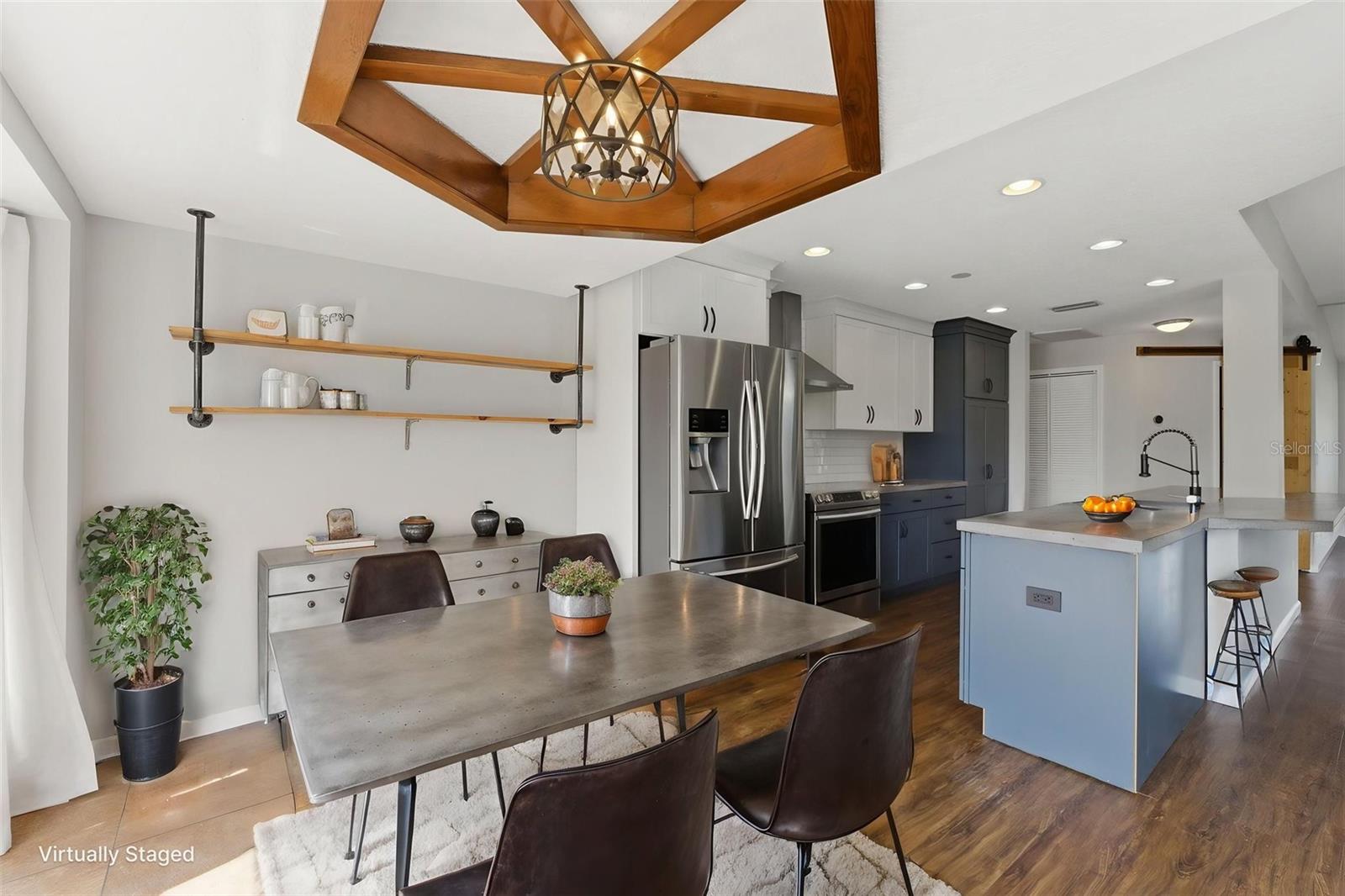 SPRING HILL - Residential