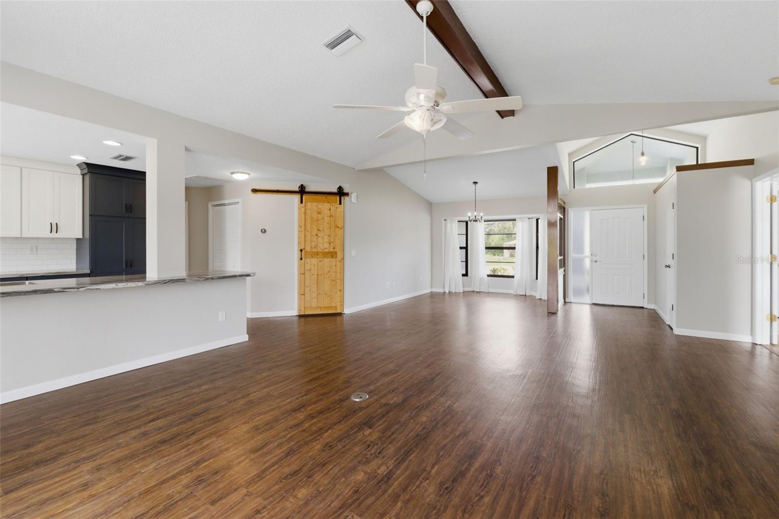 SPRING HILL - Residential