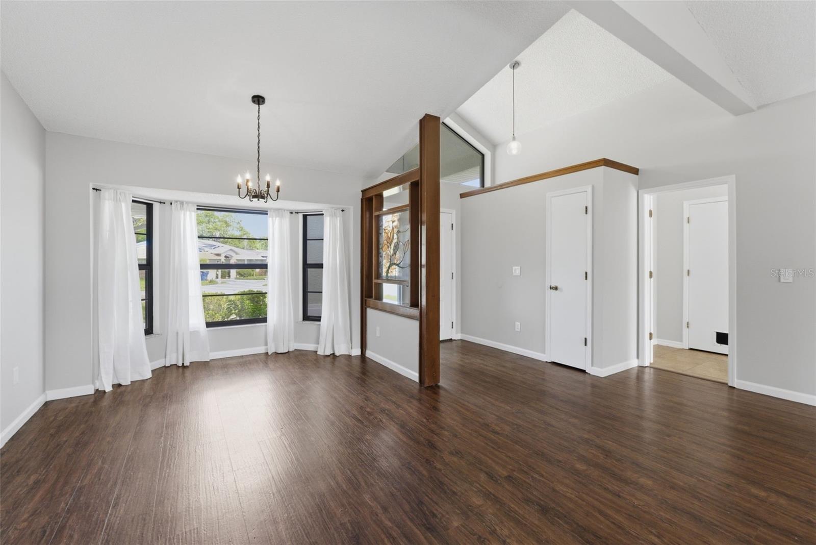 SPRING HILL - Residential