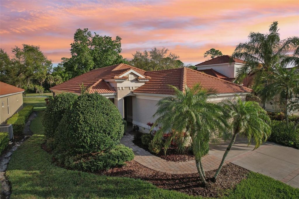 Photo of 7523 Birds Eye Terrace, Bradenton, FL 34203 (MLS # A4681426)