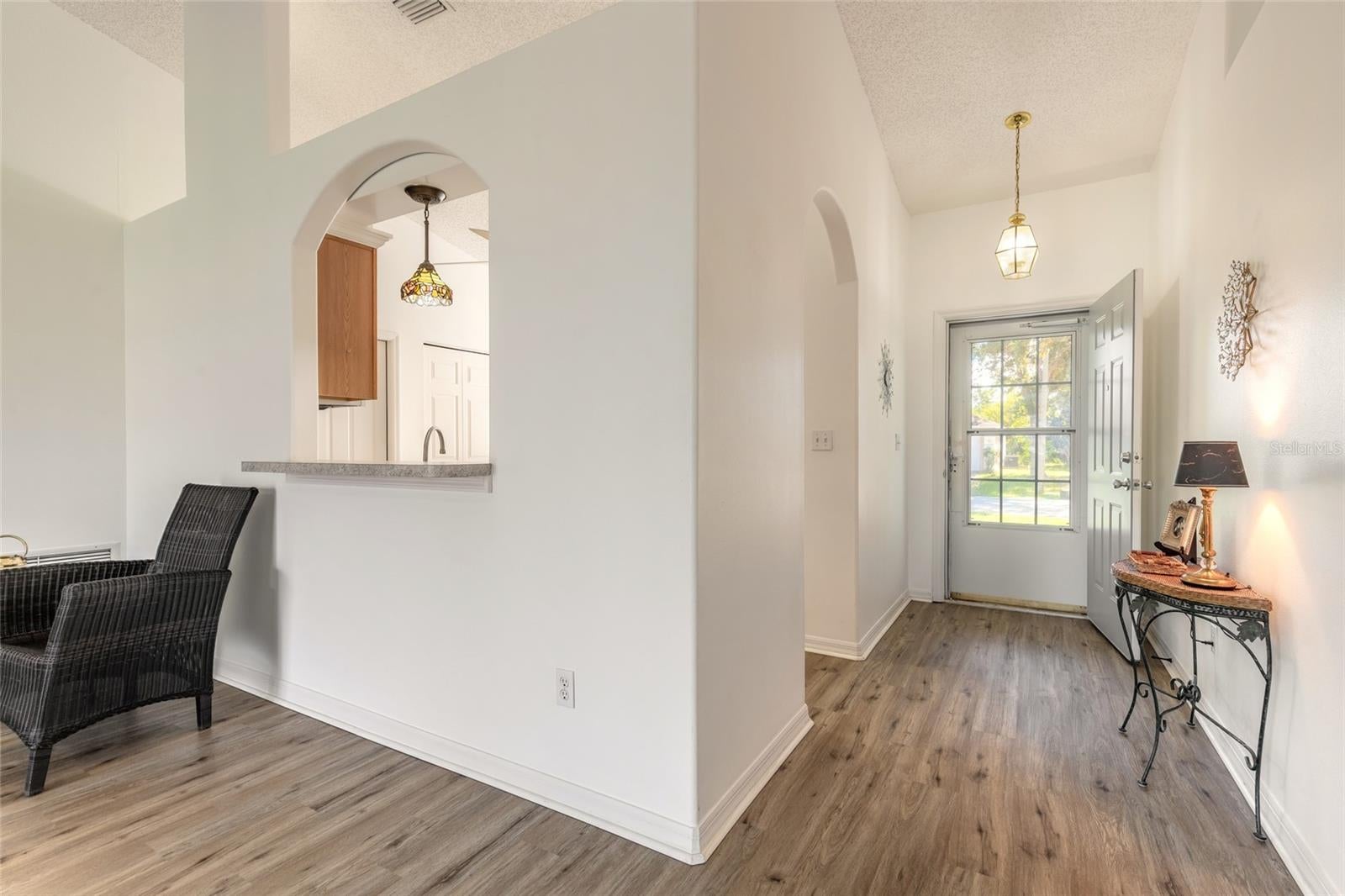 1163 SOUTHWINDS DRIVE