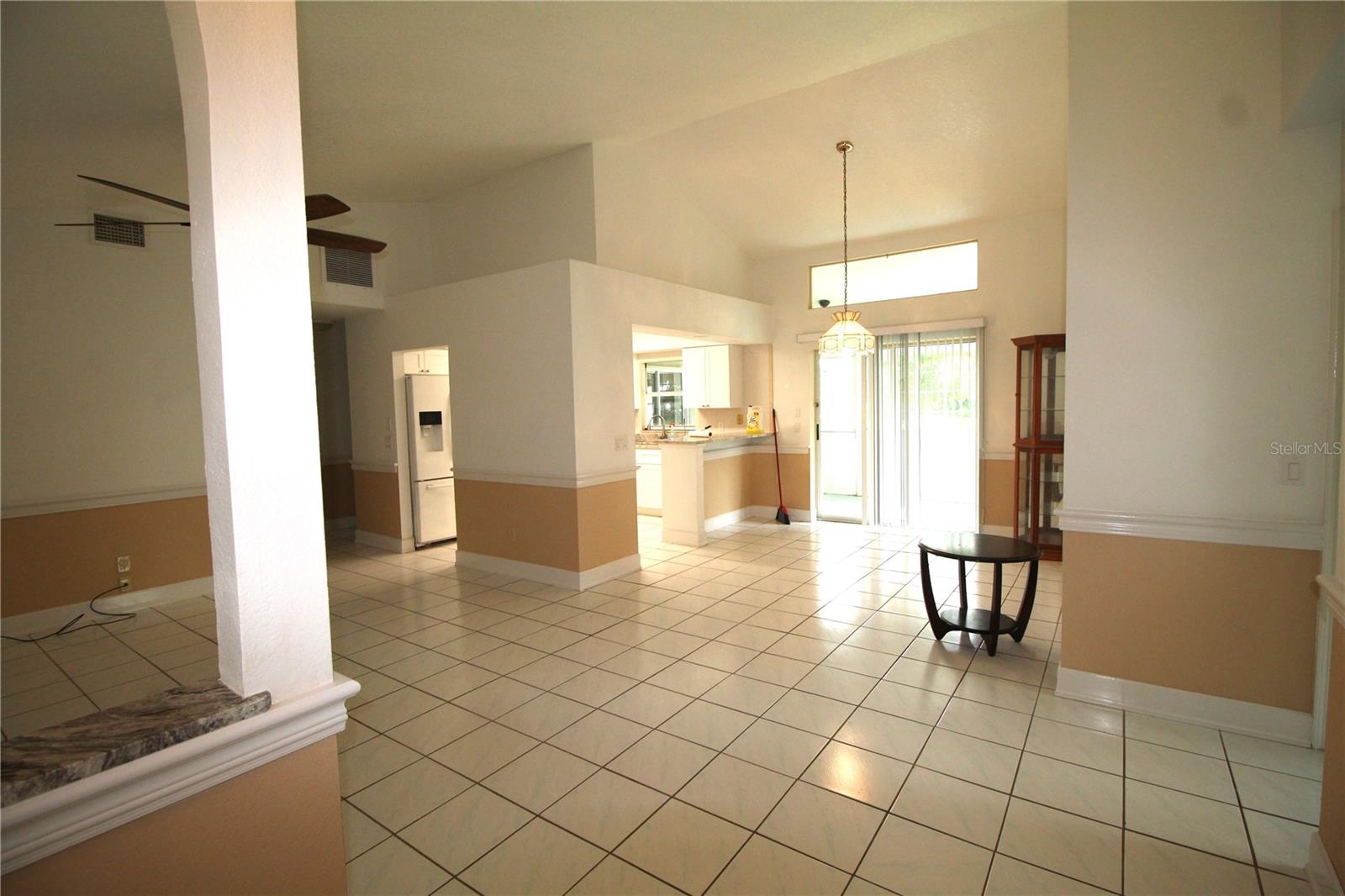 PORT CHARLOTTE SUB 04 - Residential Lease