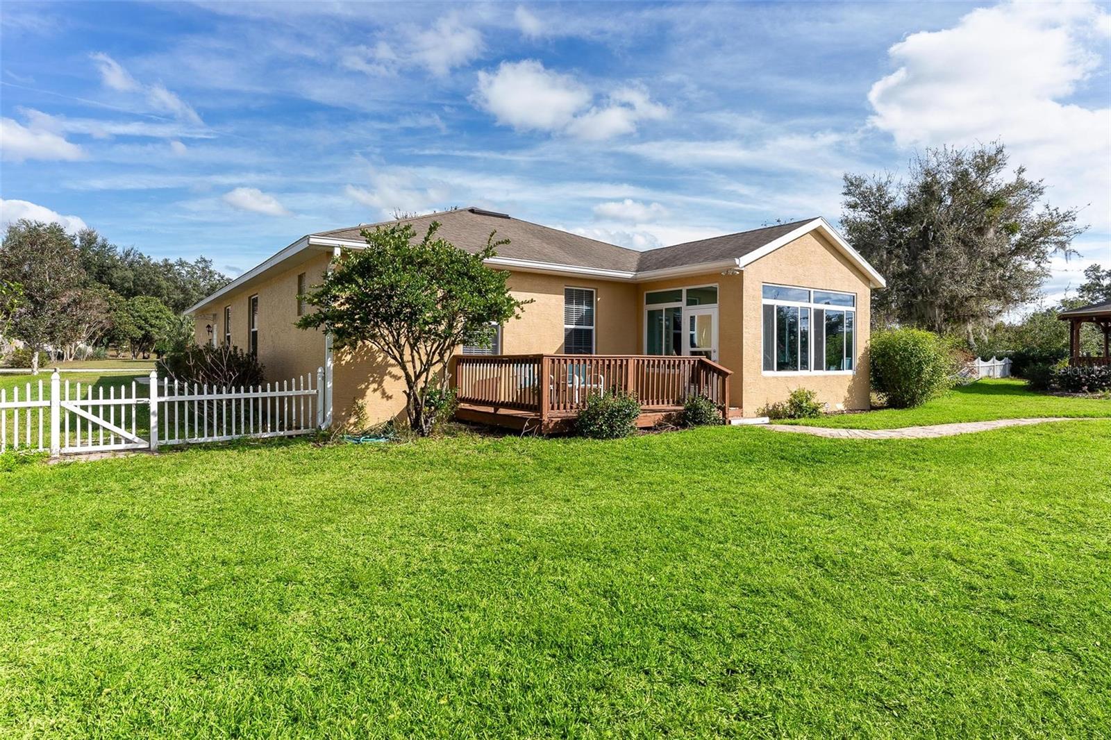 TWIN LAKES ESTATES - Residential