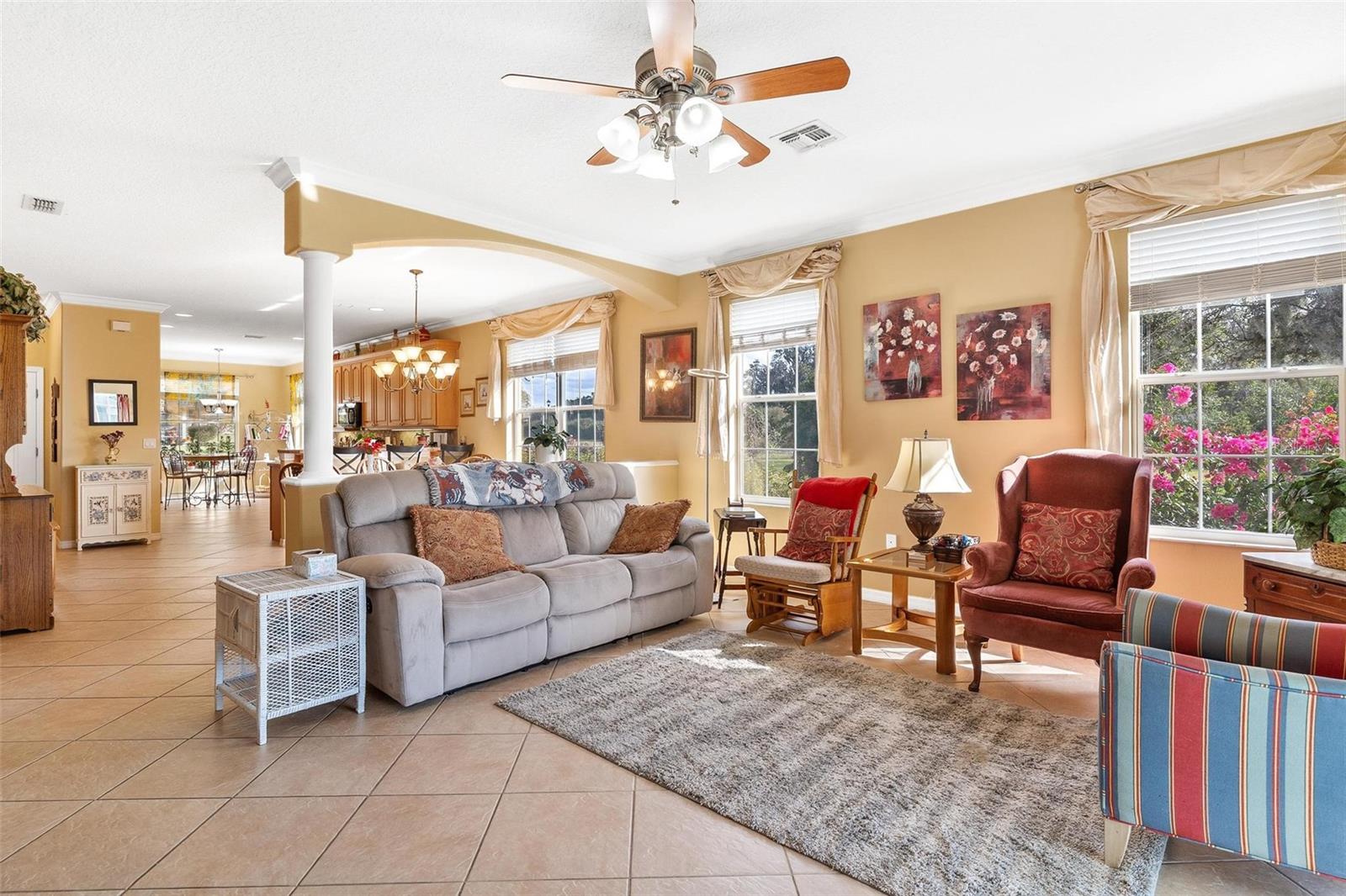 TWIN LAKES ESTATES - Residential