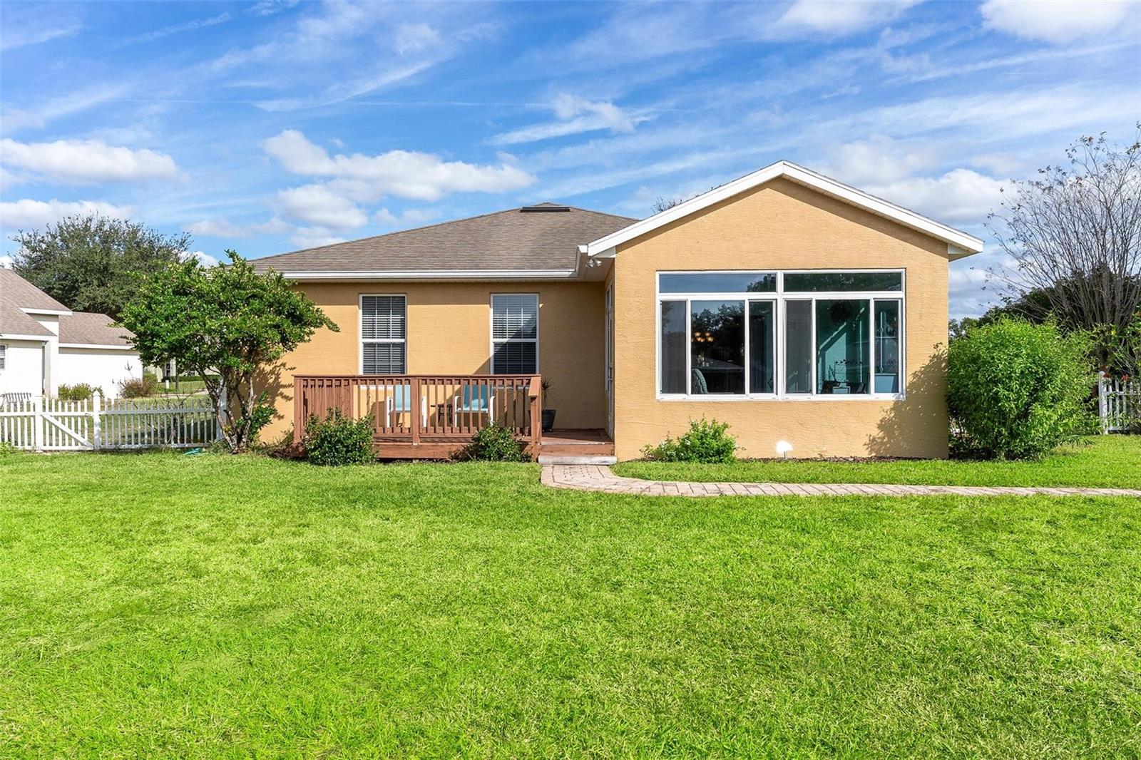 TWIN LAKES ESTATES - Residential