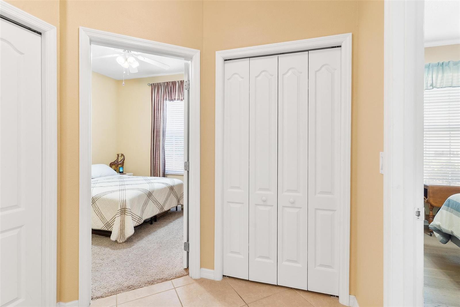 TWIN LAKES ESTATES - Residential