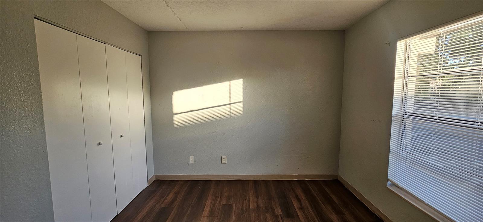 MASON & CARSWELLS HOLLY HILL - Residential Lease