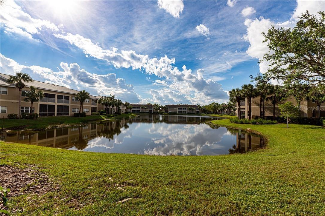 View FORT MYERS, FL 33913 condo