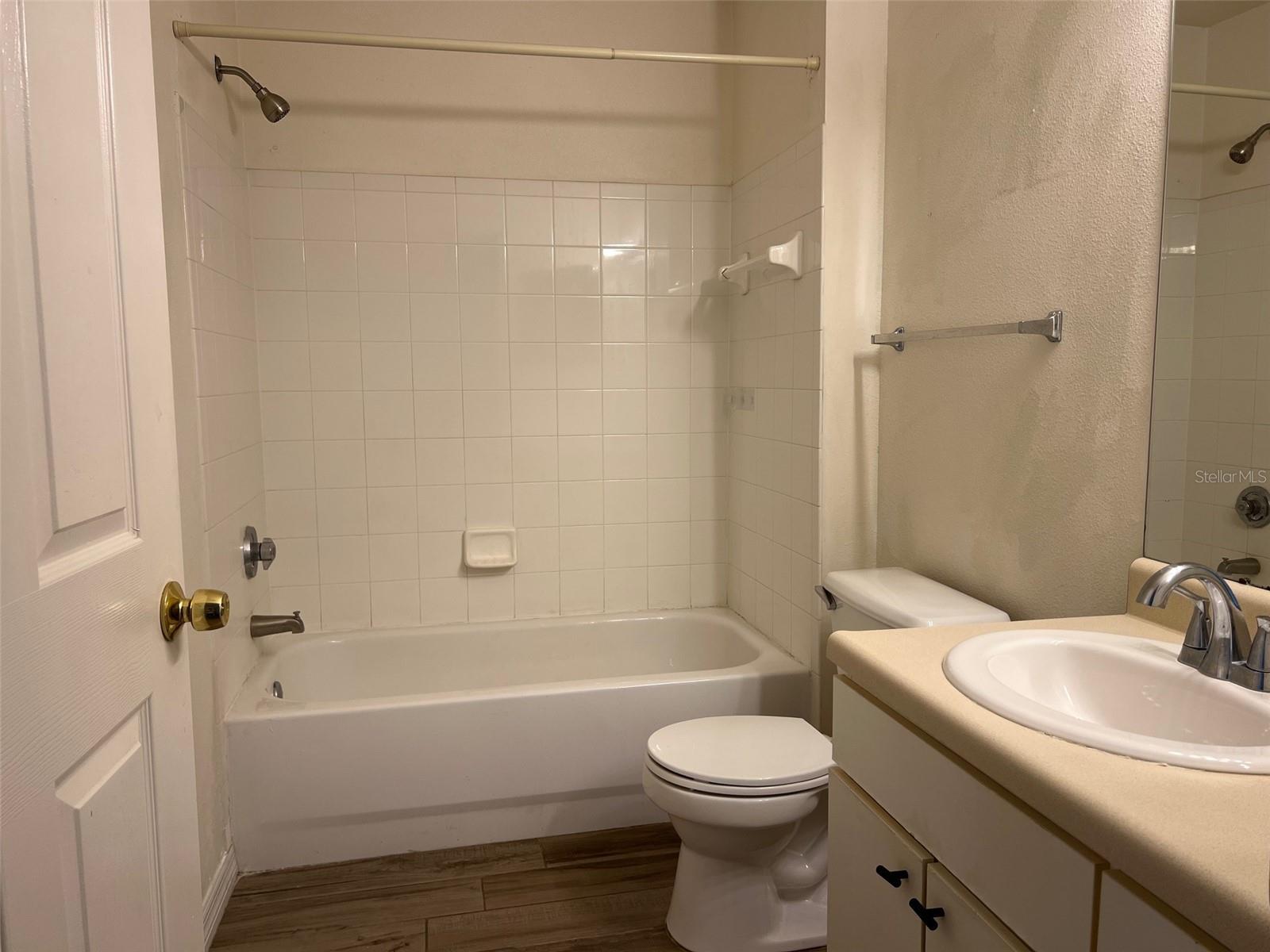 LAKE CHASE CONDO - Residential