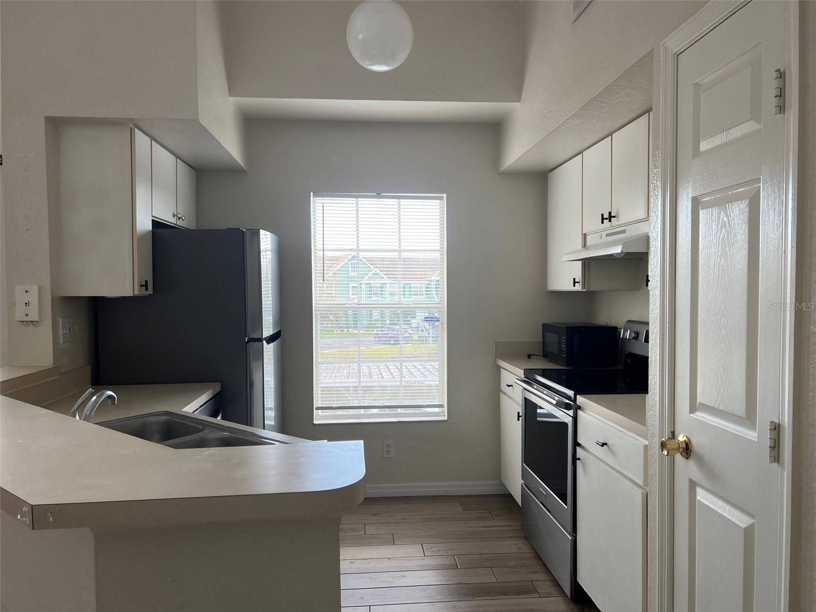 LAKE CHASE CONDO - Residential