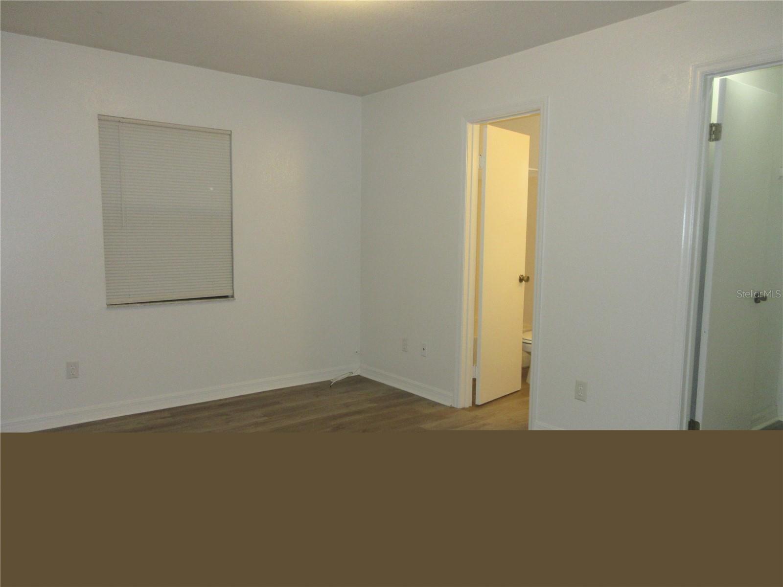 MARION OAKS UN 05 - Residential Lease