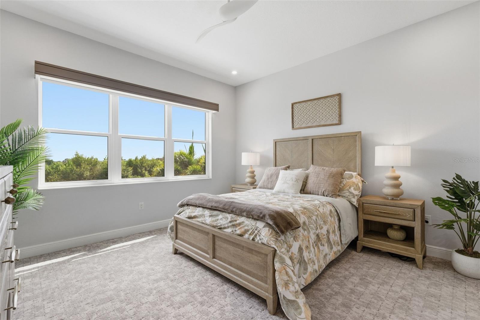 LAKEHOUSE COVE/WATERSIDE PH 1 - Residential