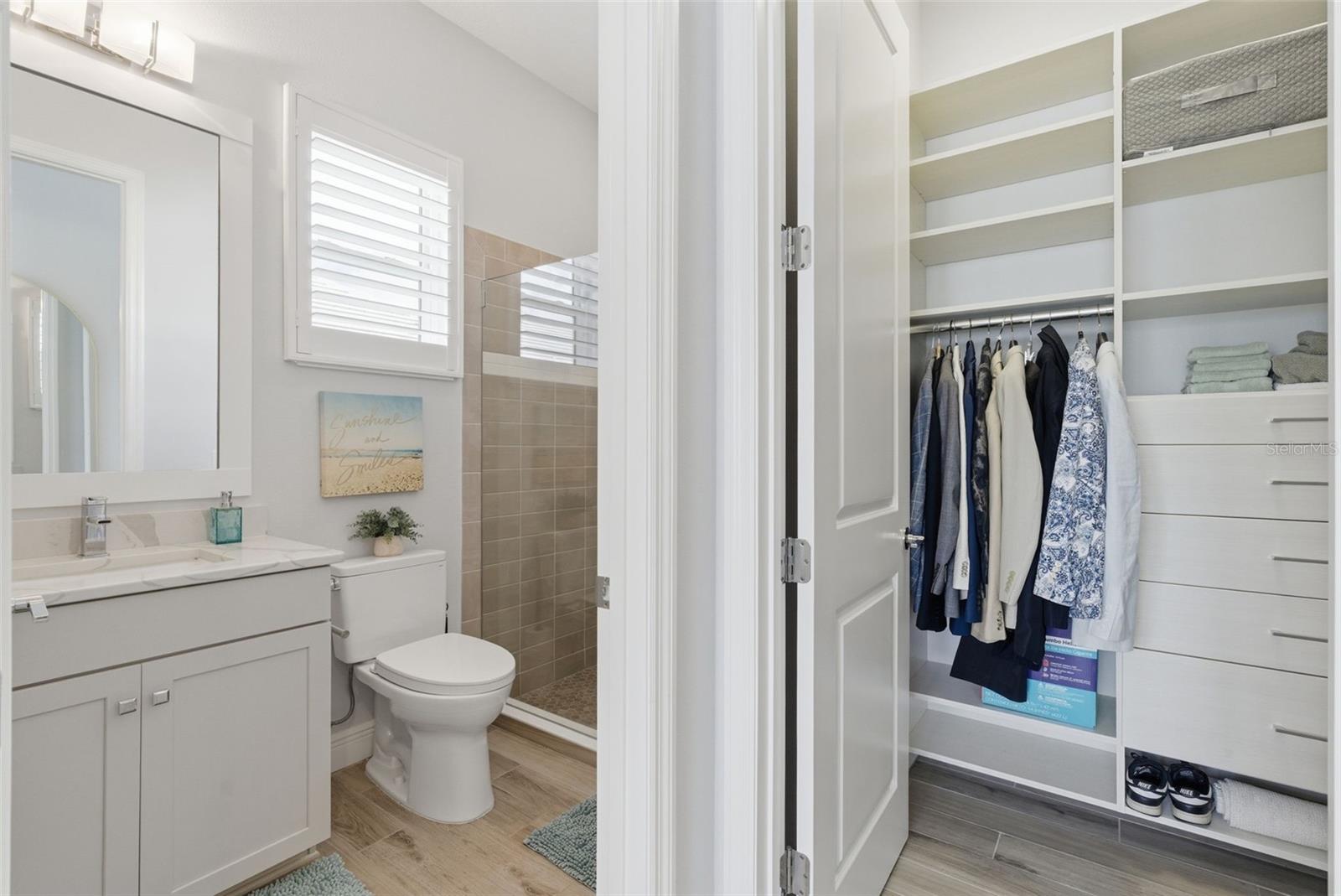 LAKEHOUSE COVE/WATERSIDE PH 1 - Residential