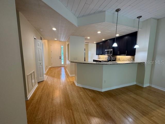 HARBORAGE ON BRADEN RIVER I PH I - Residential Lease