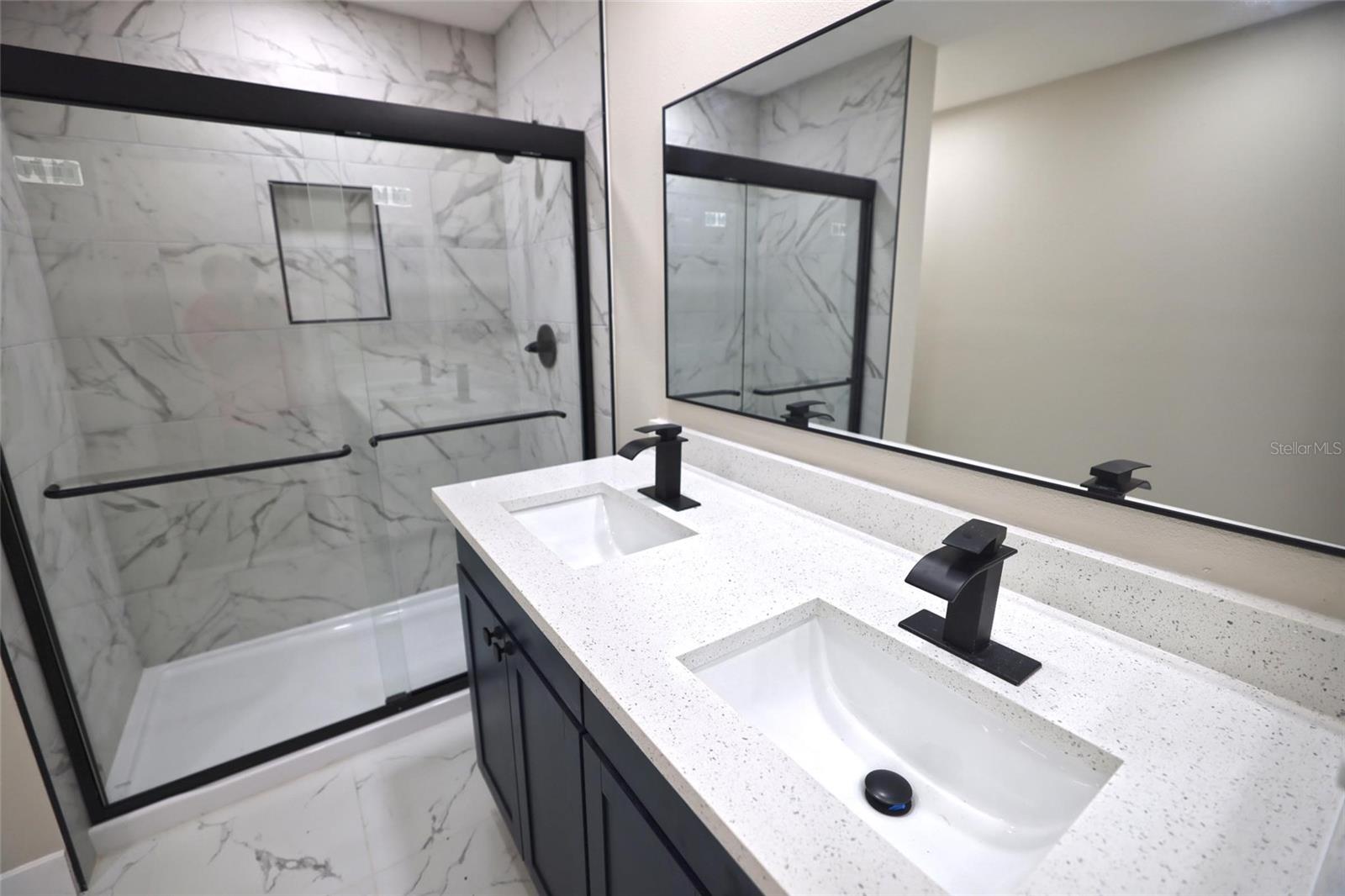 CENTER GATE WOODS - Residential