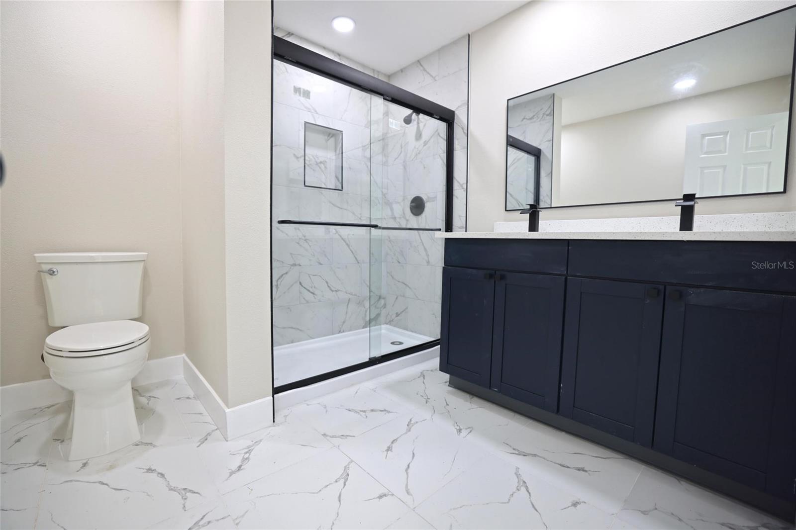 CENTER GATE WOODS - Residential