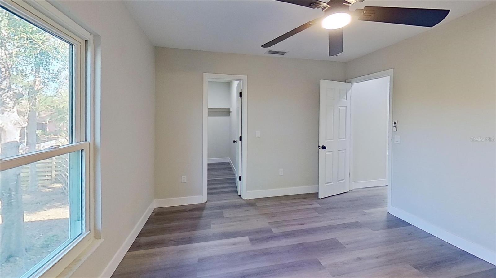 CENTER GATE WOODS - Residential