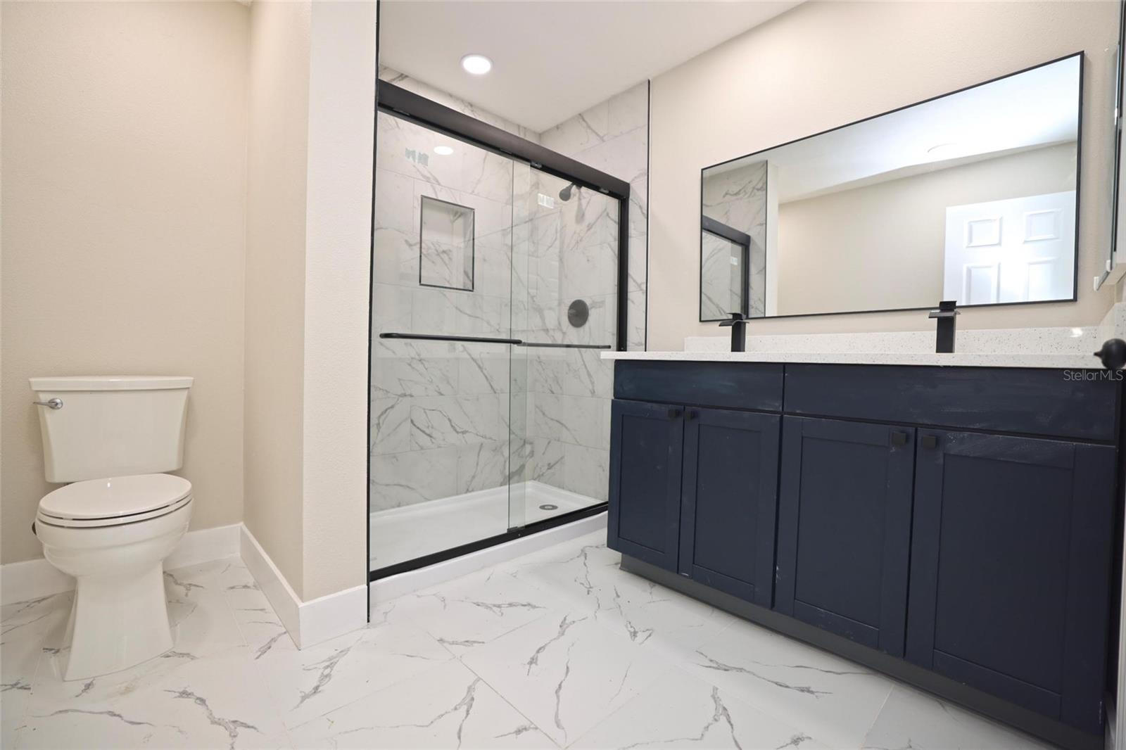 CENTER GATE WOODS - Residential