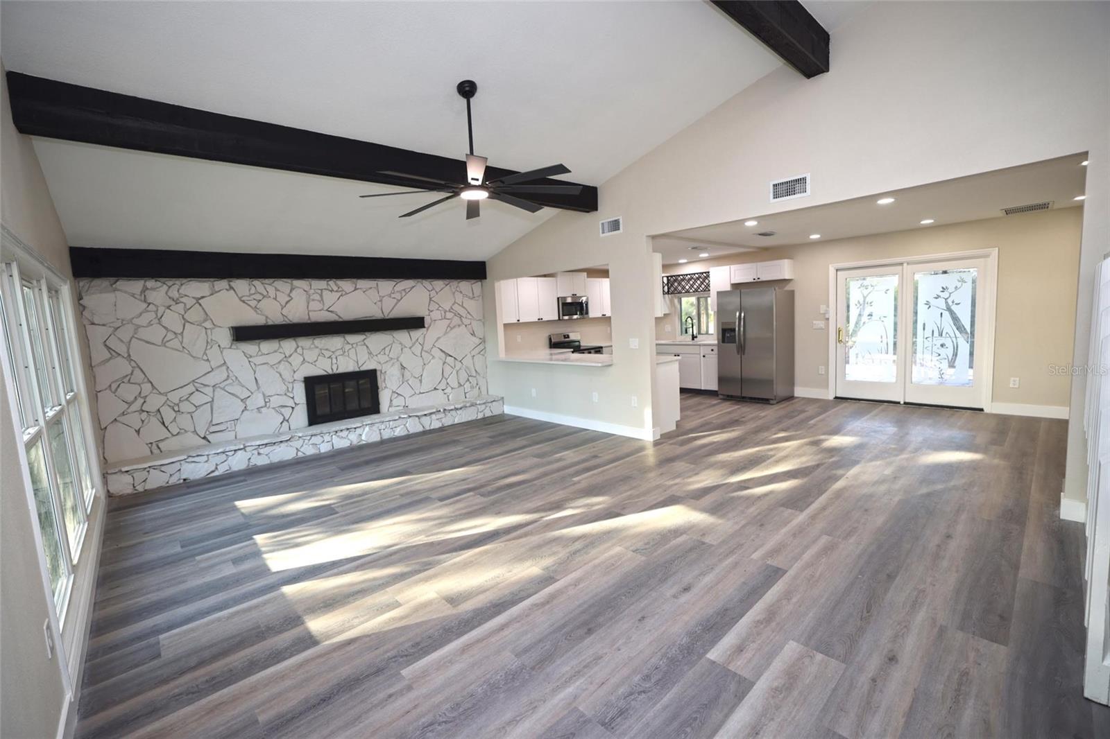 CENTER GATE WOODS - Residential