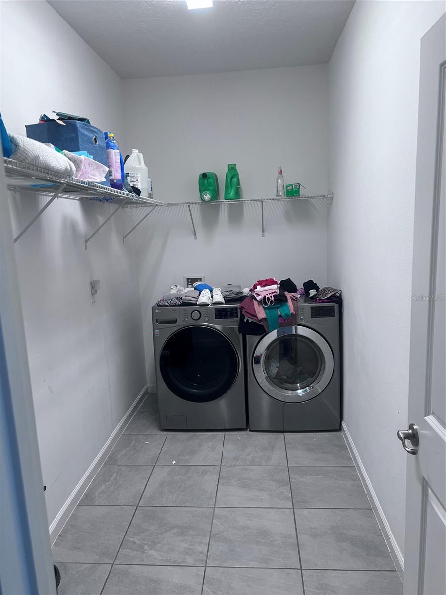 REDBRIDGE SQUARE - Residential