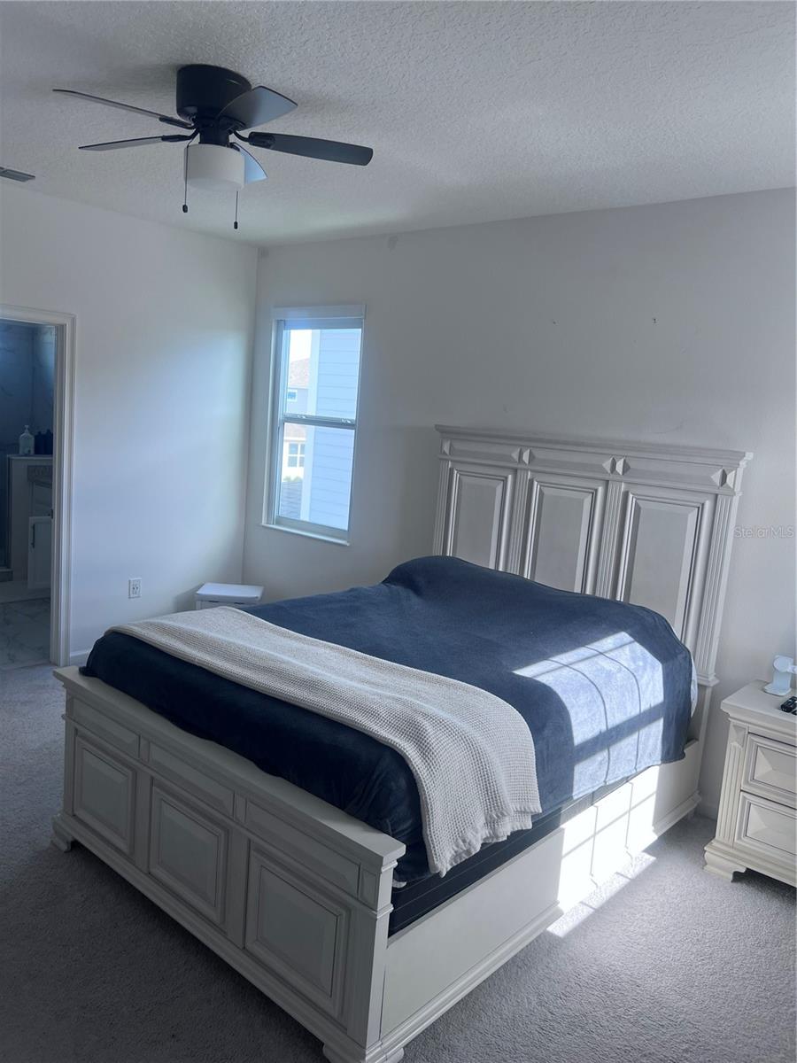 REDBRIDGE SQUARE - Residential