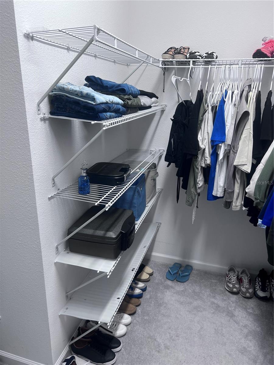 REDBRIDGE SQUARE - Residential