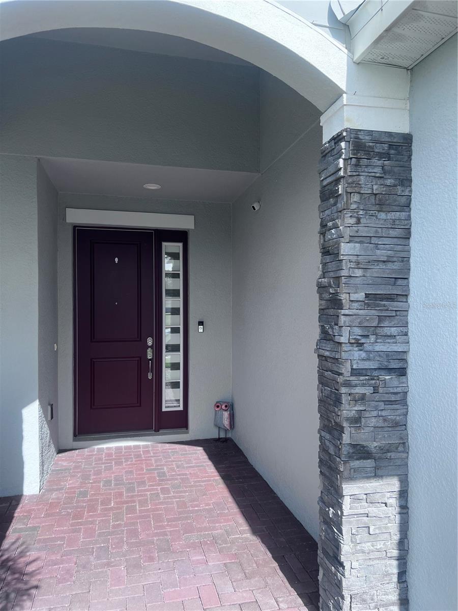 REDBRIDGE SQUARE - Residential