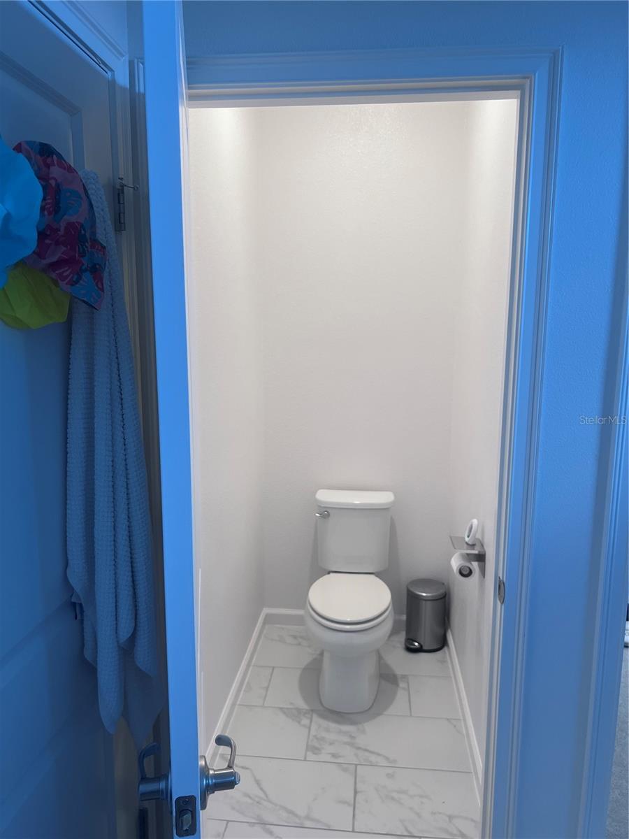 REDBRIDGE SQUARE - Residential