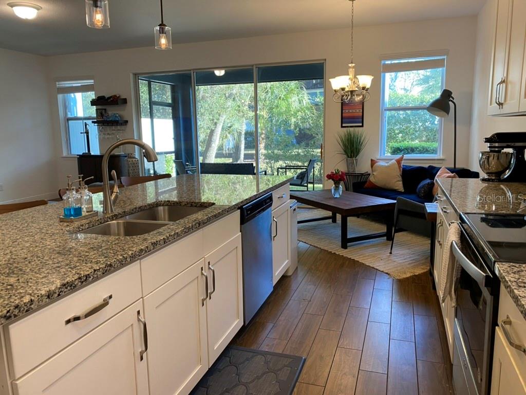 HAMMOCK PARK - Residential Lease