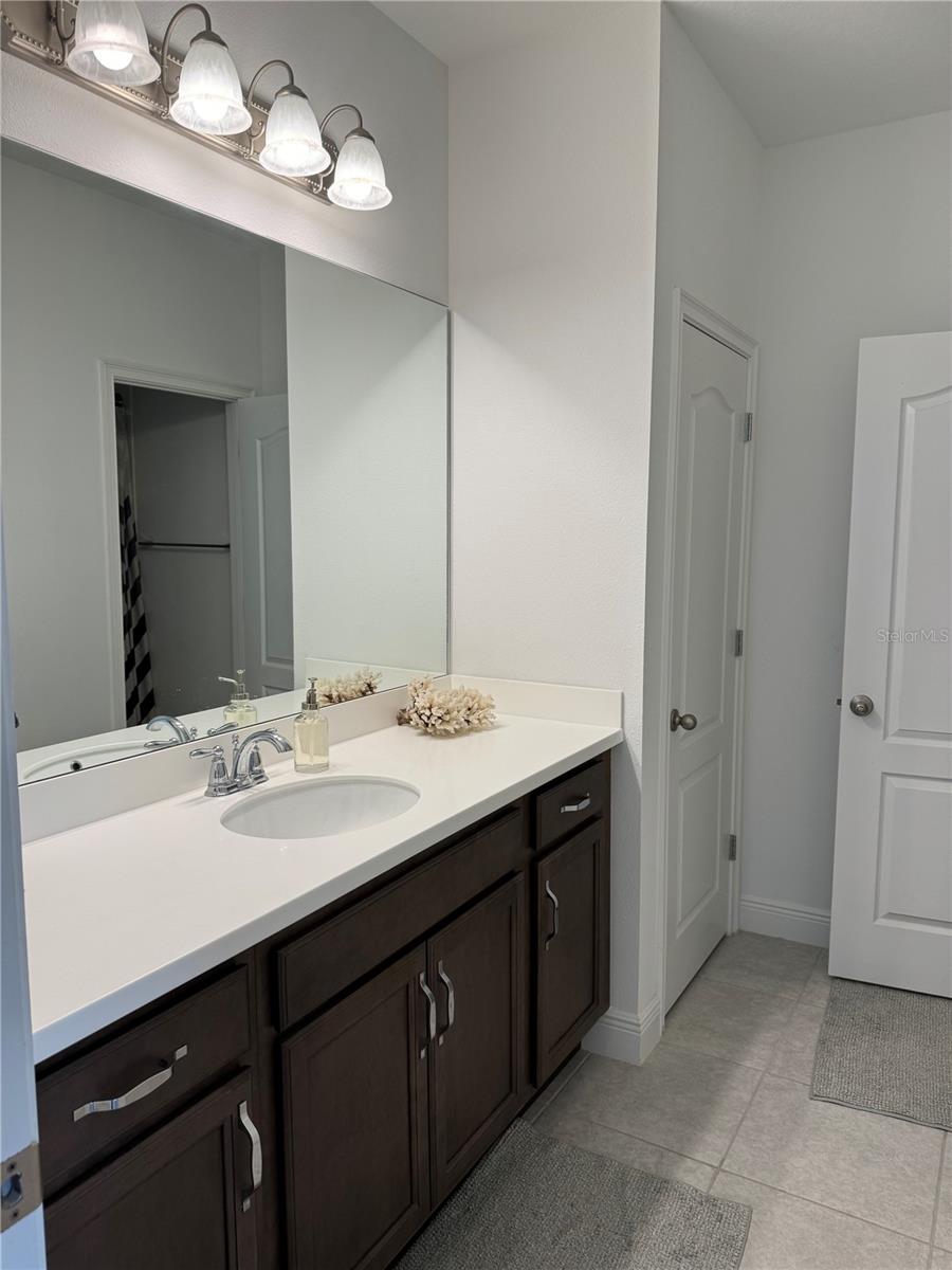 HAMMOCK PARK - Residential Lease