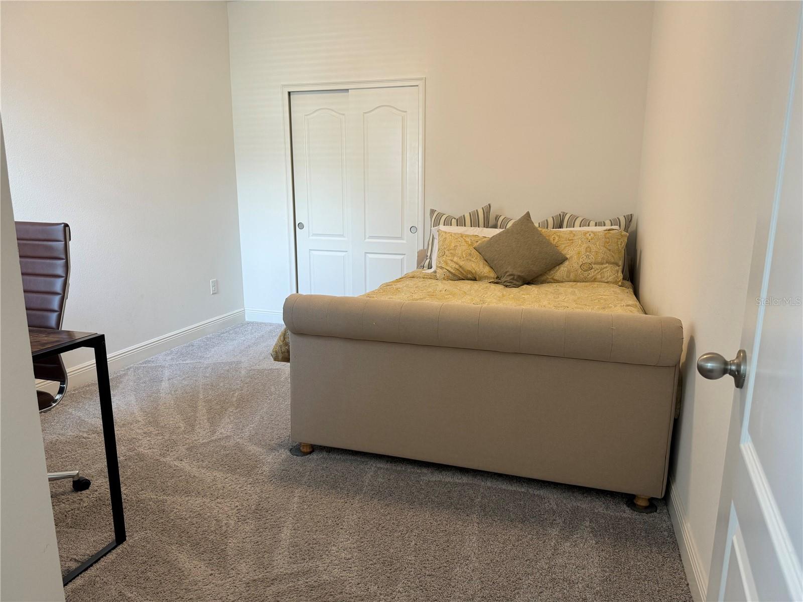 HAMMOCK PARK - Residential Lease