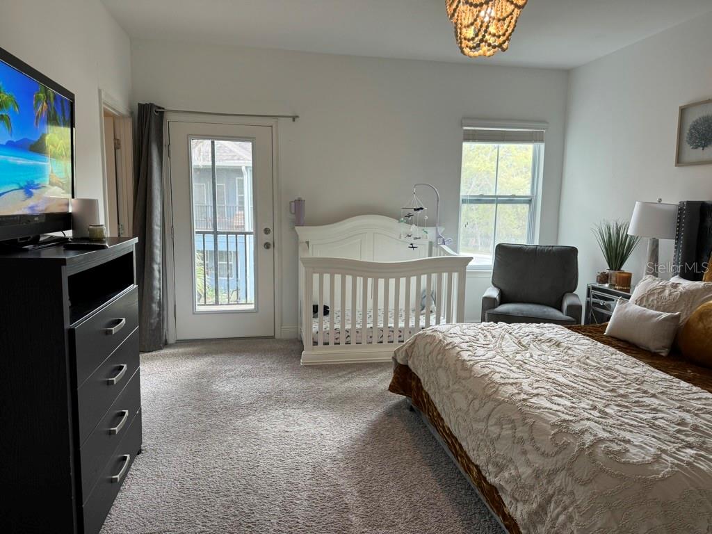 HAMMOCK PARK - Residential Lease