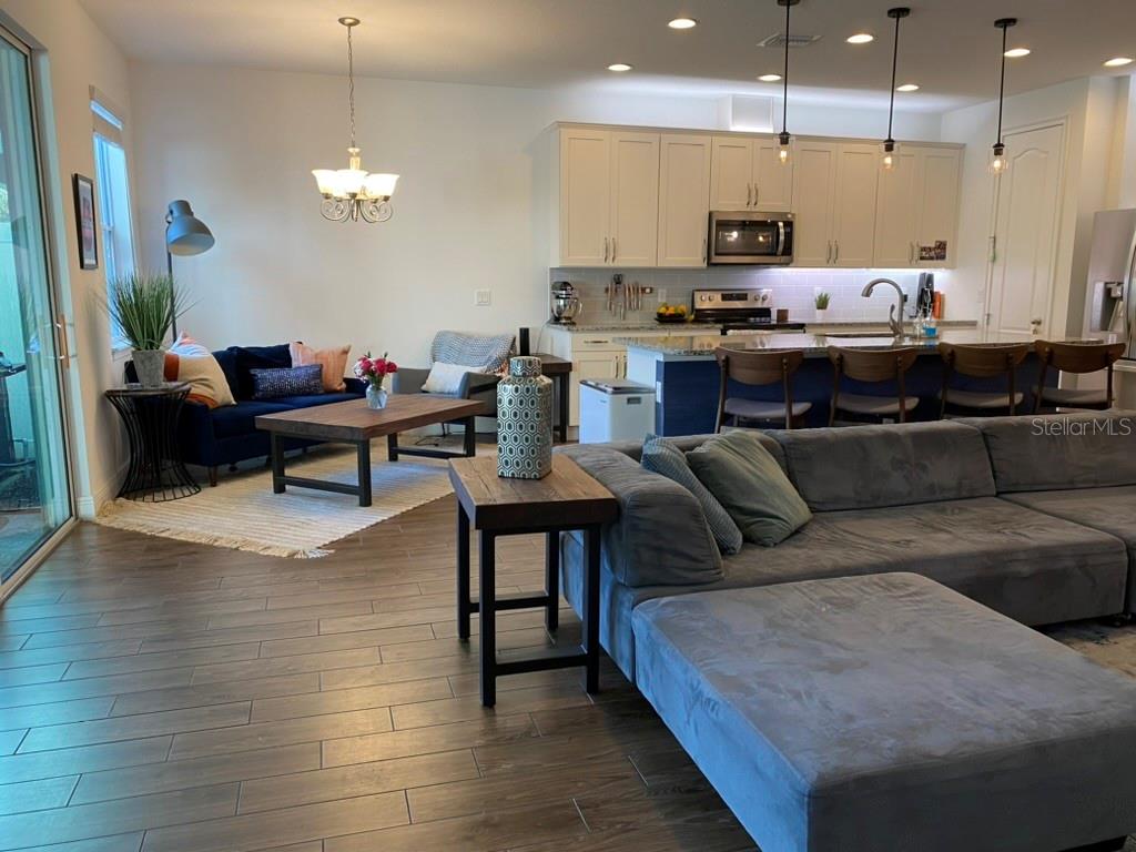 HAMMOCK PARK - Residential Lease