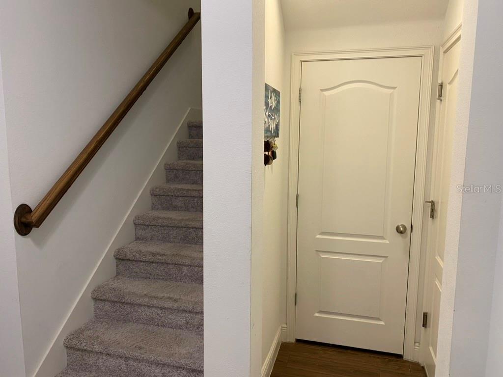 HAMMOCK PARK - Residential Lease