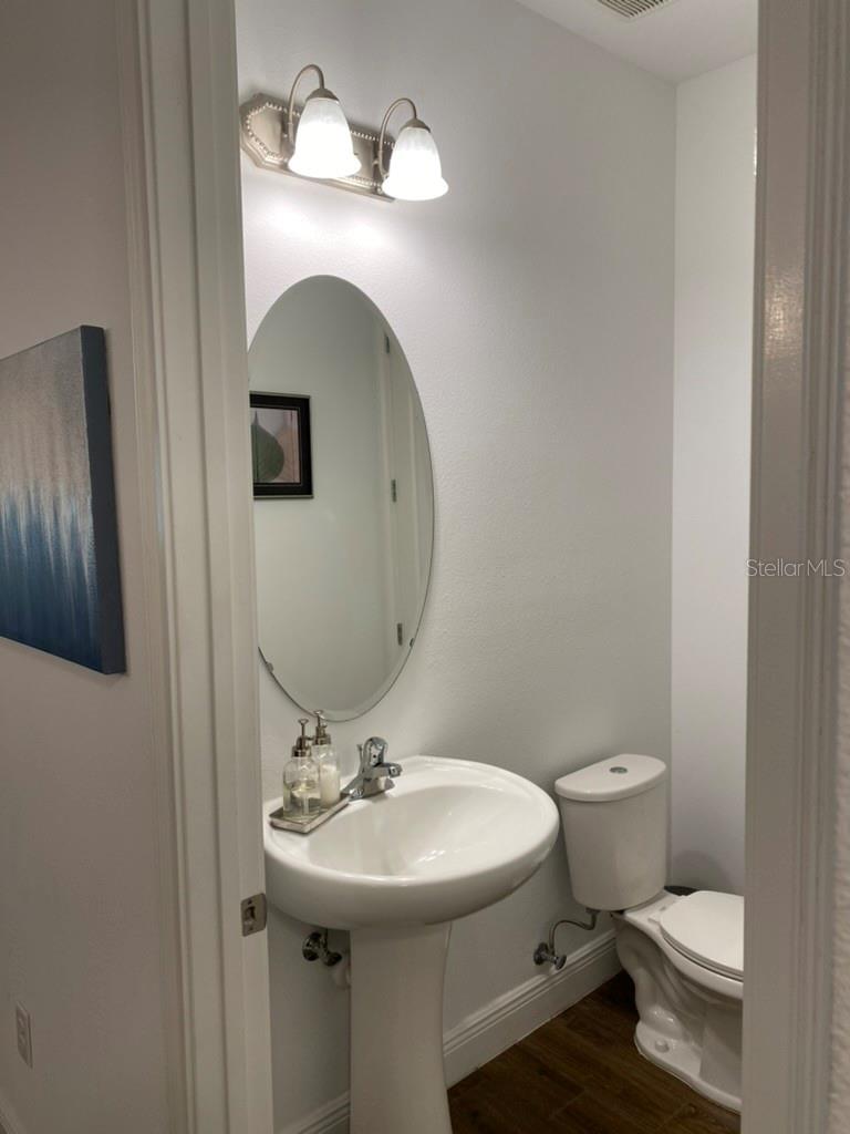 HAMMOCK PARK - Residential Lease