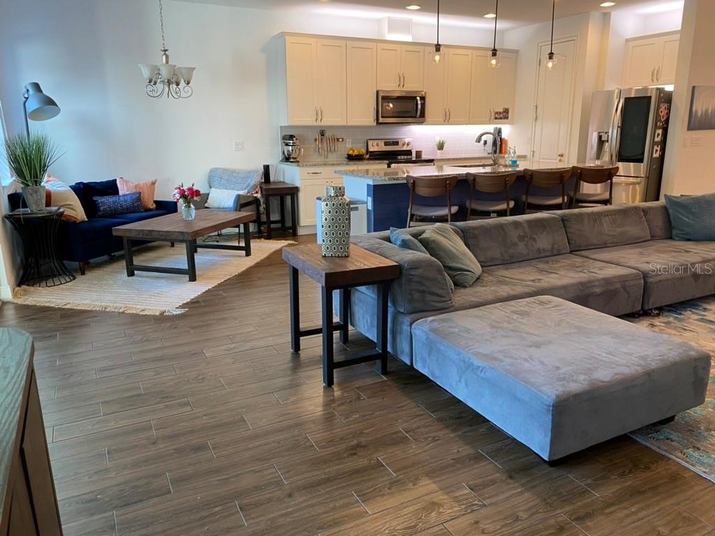 HAMMOCK PARK - Residential Lease