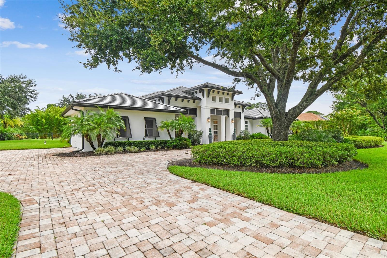 8515 LOCH DRIVE