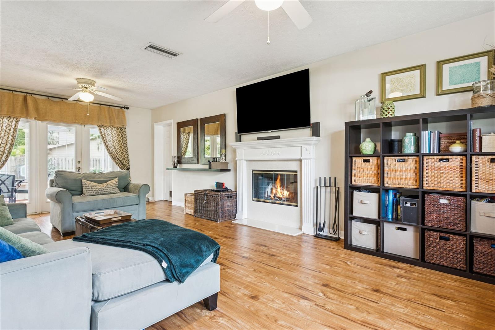 TEMPLE TERRACE ESTATES - Residential