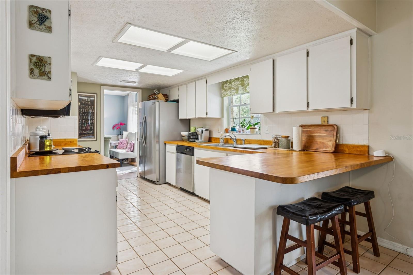 TEMPLE TERRACE ESTATES - Residential