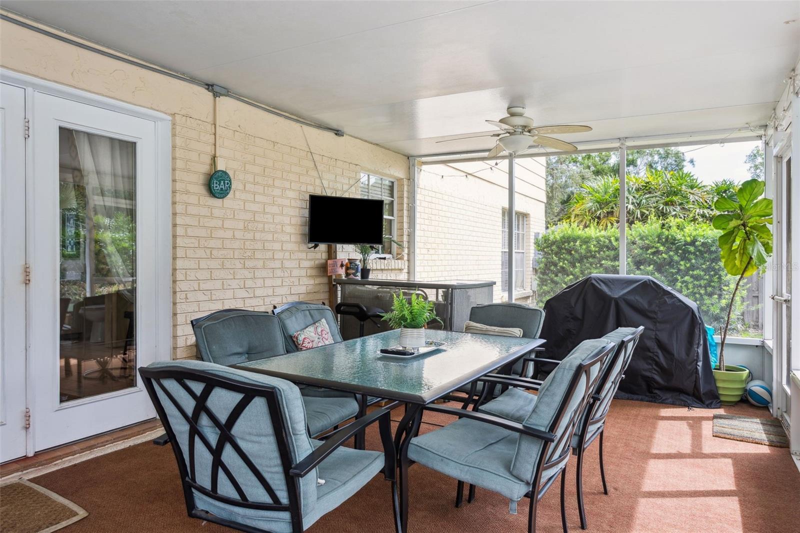 TEMPLE TERRACE ESTATES - Residential