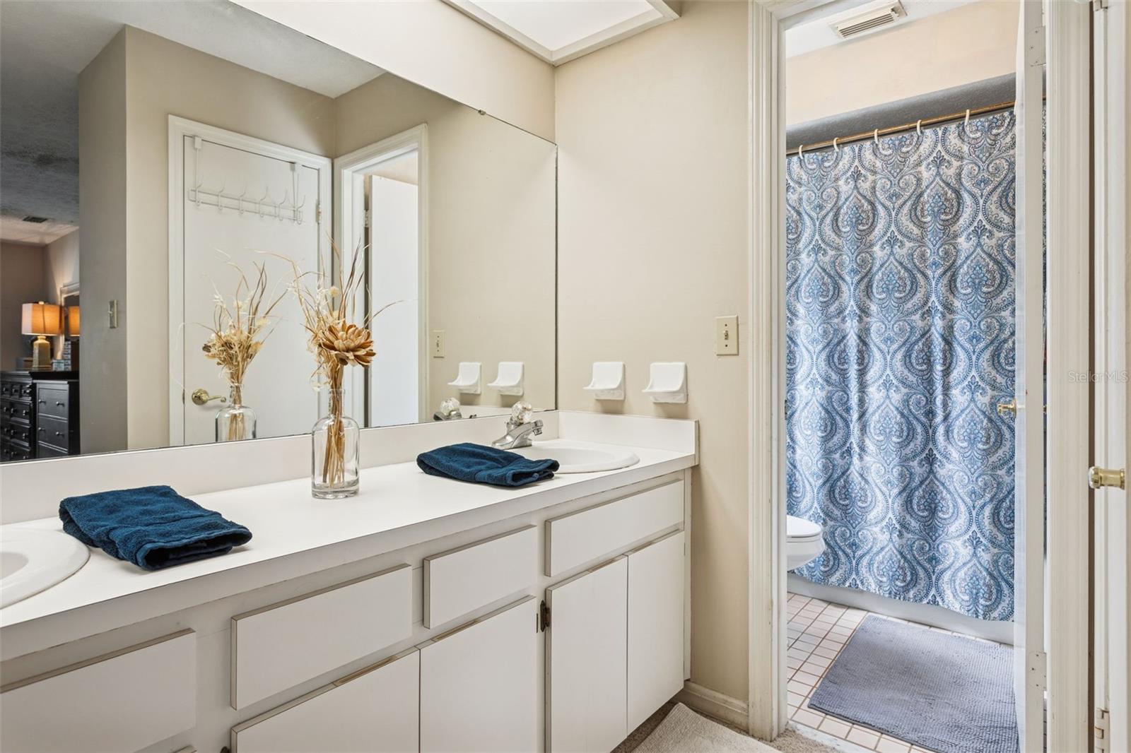 TEMPLE TERRACE ESTATES - Residential