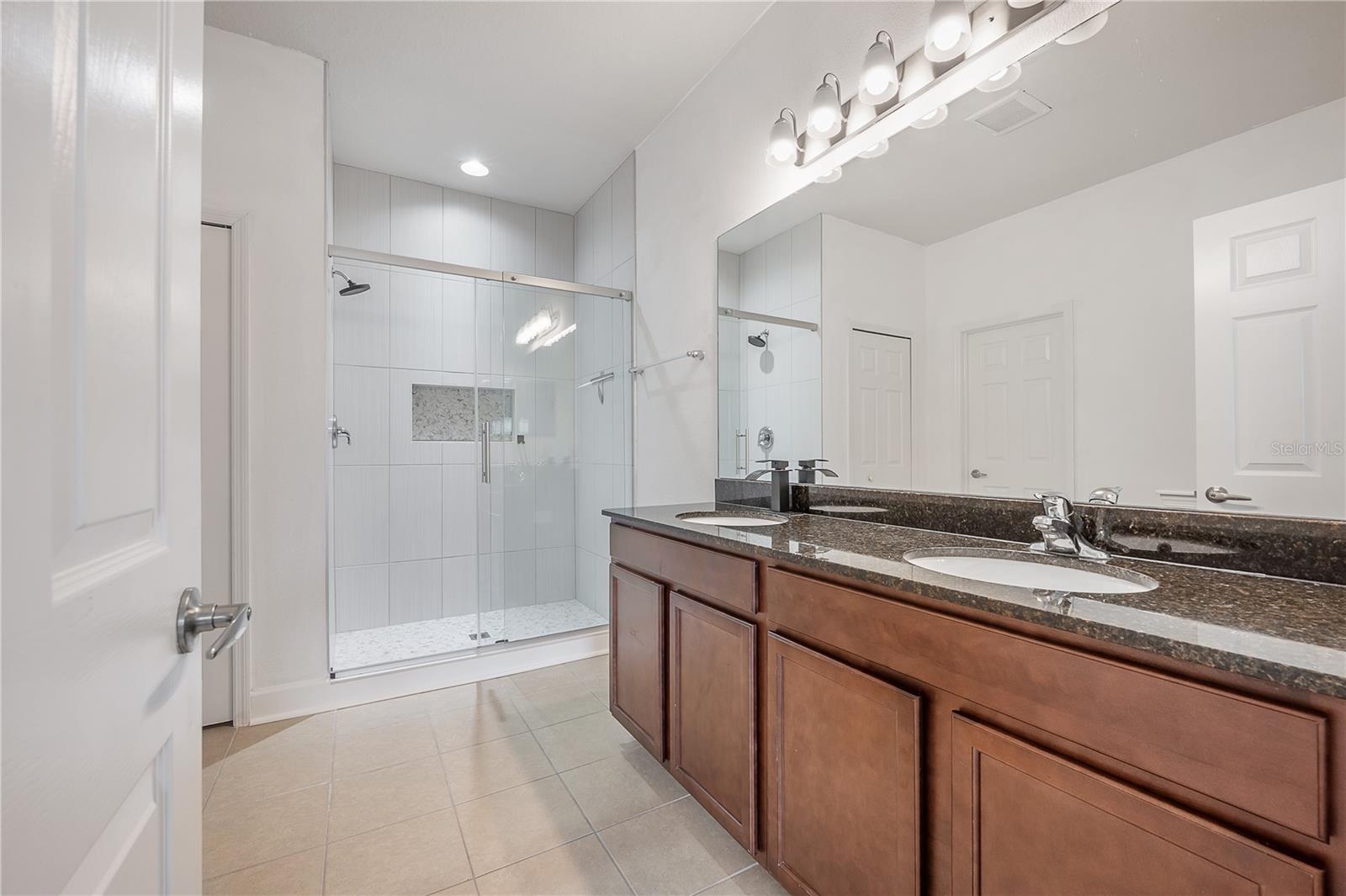 WATERSTONE LAKES PH 2 - Residential