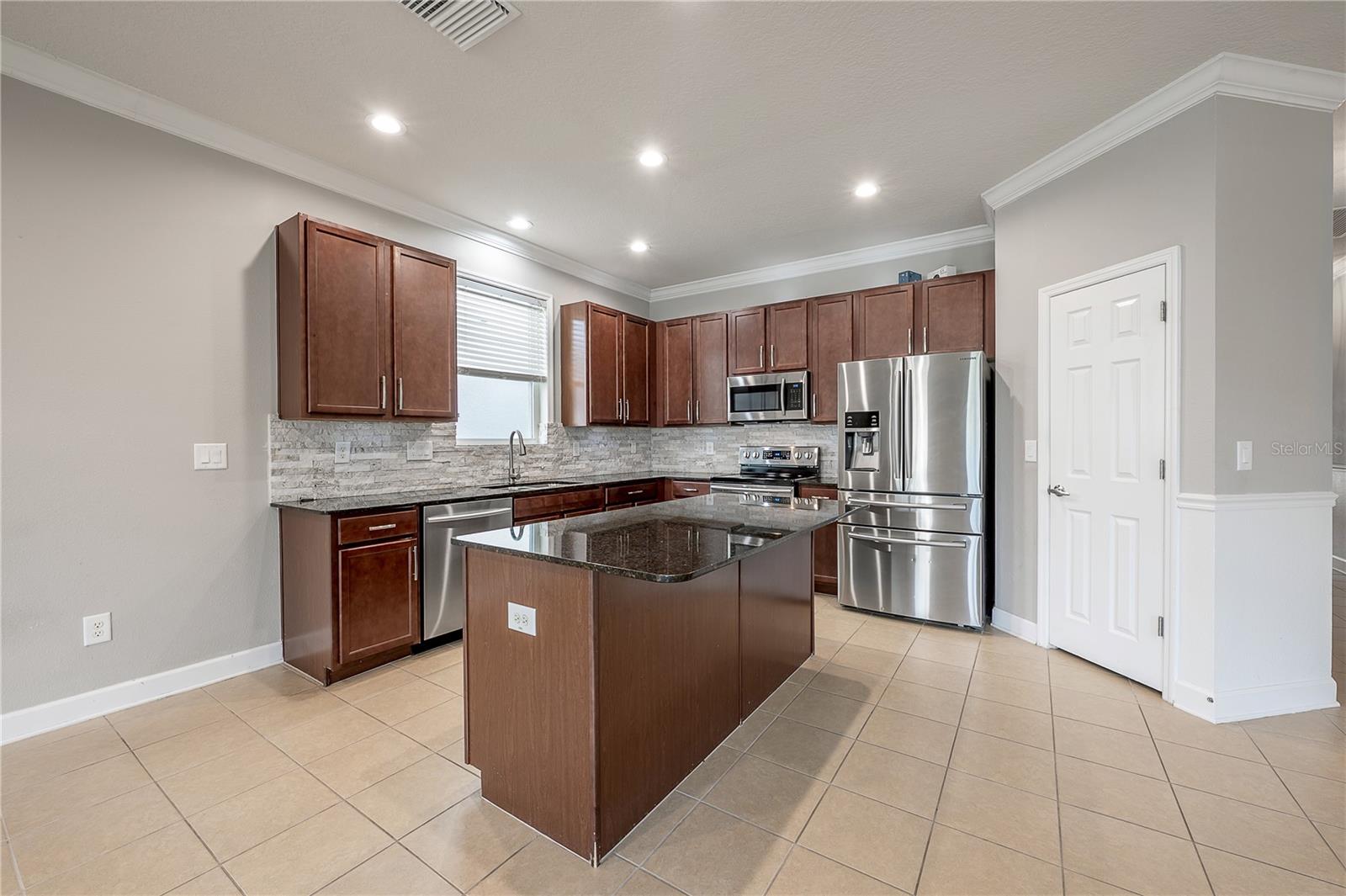 WATERSTONE LAKES PH 2 - Residential