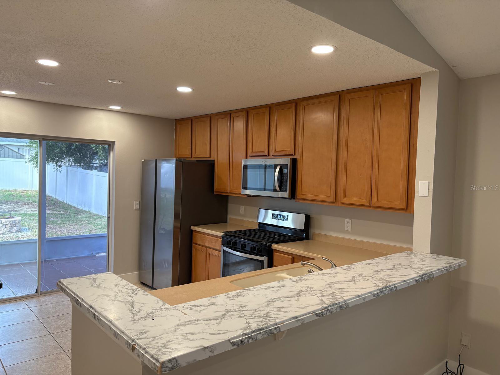 ROYAL RDG - Residential Lease