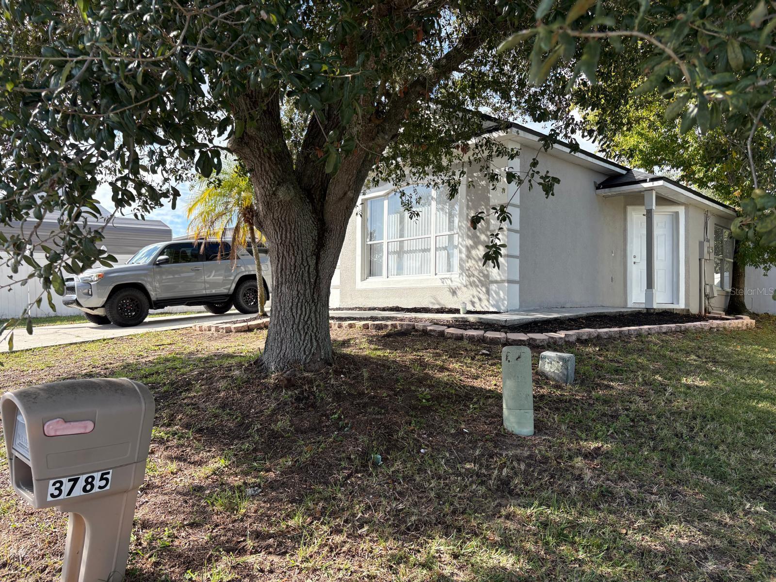 ROYAL RDG - Residential Lease