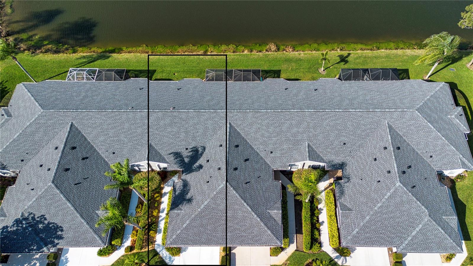 HERITAGE OAKS GOLF & COUNTRY CLUB - Residential