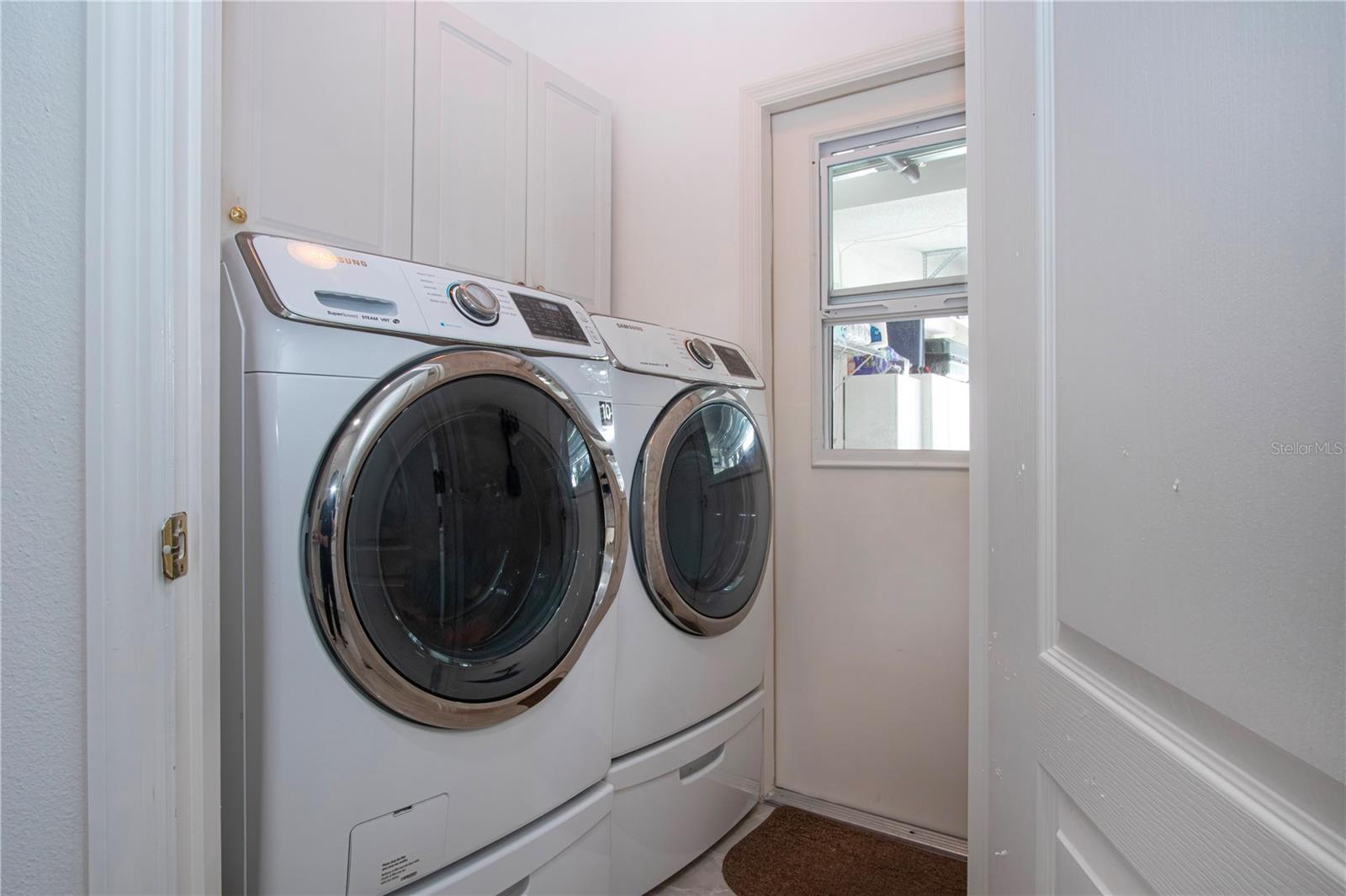 HERITAGE OAKS GOLF & COUNTRY CLUB - Residential